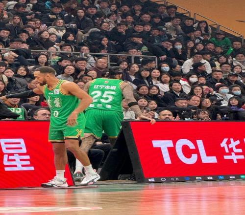 篮球盛宴直,老鹰对决火,巅峰对决不,开云体育平台,开云体育官方网站,开云体育登录入口,开云体育app下载