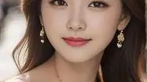 激情对决半场战报：曼城1-0领先水晶宫，哈兰德头槌建功展神威！